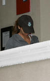 th_29603_Halle_Berry_Takes_Mom_Judith_Ann_Condo_Shopping_Jan_23rd_04_122_126lo.jpg