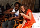 th_33140_ShakiraonSet004.jpg