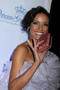 th_736731215_SelitaEbanksattendsPrincessGraceAwardsGalaatCipriani42ndStreetinNewYorkCity1.11.2011_48_122_232lo.jpg