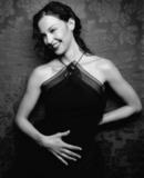 Ashley Judd-Nice Black and Whites+