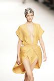 th_11169_md-lerage.com-ss05-rtw-milan-w-mara-002-9nkjafij_123_397lo.jpg