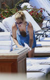 Kate Hudson bikini top pictures