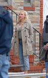 th_13077_Celebutopia-Scarlett_Johansson_on_the_set_of_He15s_Just_Not_That_Into_You-02_123_697lo.jpg