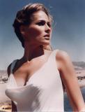th_81b2f_UrsulaAndress04.jpg