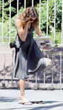 th_65782_Sarah_Jessica_Parker_out_and_about_in_NYC_10.jpg