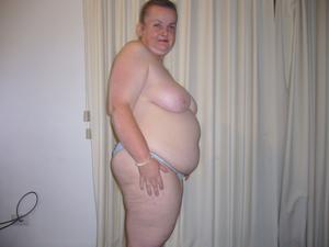 Fat Slut Samantha -140xf05wnr.jpg