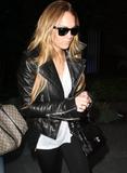 http://img106.imagevenue.com/loc439/th_56286_Lindsay_Lohan_2008-11-25_-_Out_in_Beverly_Hills_6192_122_439lo.jpg