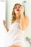 Silvie Thomas - The girl-next-door gets Wet 71olmjxi15