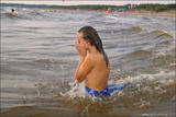 Vika in The Beach-r5h3eiv3eb.jpg