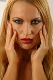 Slava - Seductive Pianist r18kkw5uxa